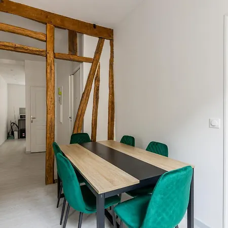 Luxurious 2 Bedroom Avenue Des Champs-elysees Saint-philippe Du Roule Free Netflix *