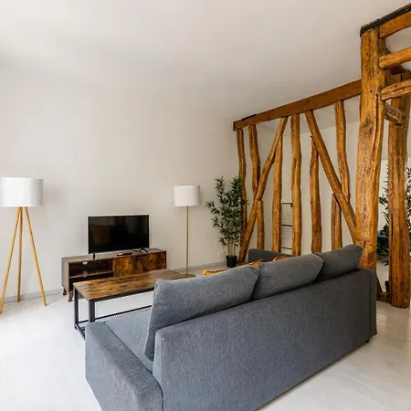 Luxurious 2 Bedroom Avenue Des Champs-elysees Saint-philippe Du Roule Free Netflix Appartement *