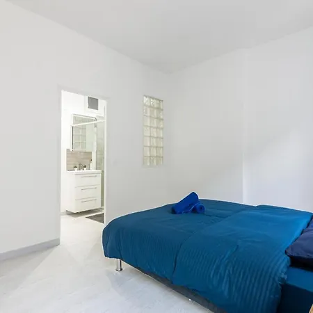 Luxurious 2 Bedroom Avenue Des Champs-elysees Saint-philippe Du Roule Free Netflix Appartement *