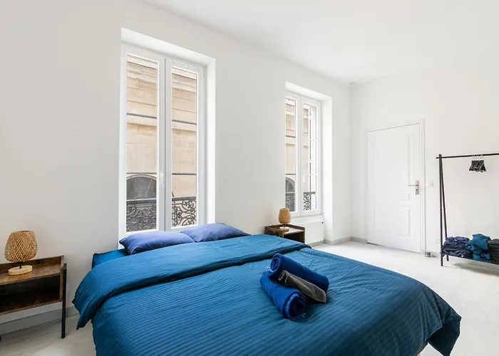 아파트 Luxurious 2 Bedroom Avenue Des Champs-elysees Saint-philippe Du Roule Free Netflix *