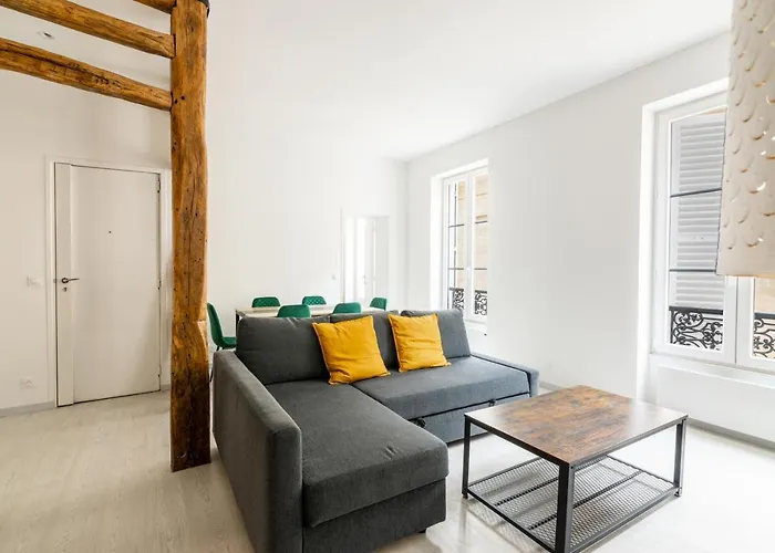 아파트 Luxurious 2 Bedroom Avenue Des Champs-elysees Saint-philippe Du Roule Free Netflix 파리