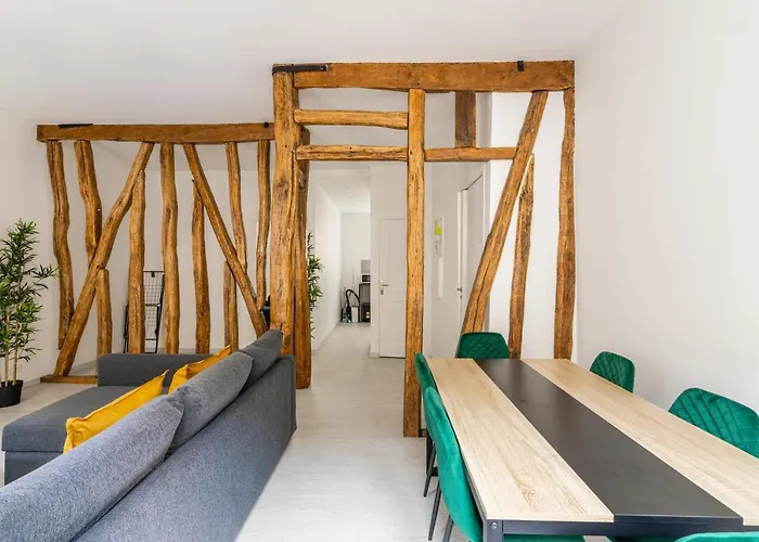 아파트 Luxurious 2 Bedroom Avenue Des Champs-elysees Saint-philippe Du Roule Free Netflix