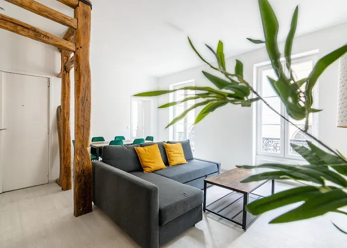 아파트 Luxurious 2 Bedroom Avenue Des Champs-elysees Saint-philippe Du Roule Free Netflix